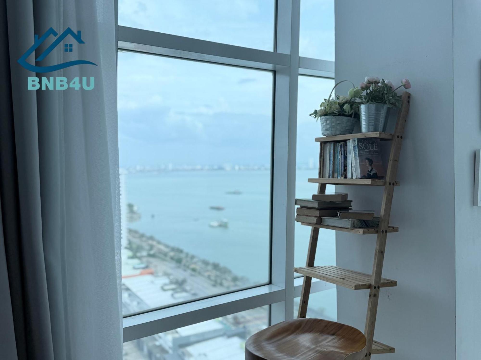 Duplex Seaview Comfort Stay In City By Iz George Town Exterior photo