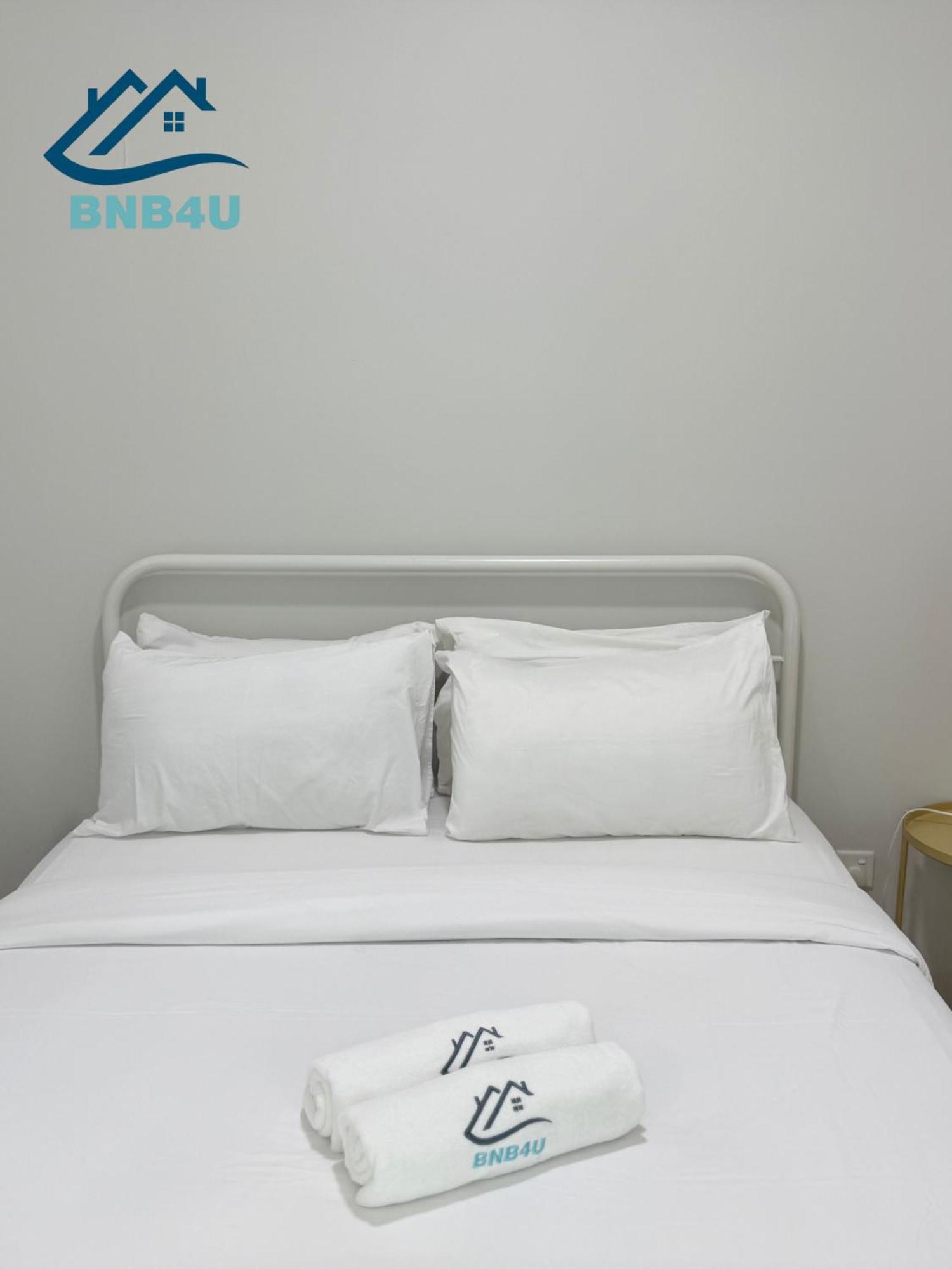 Duplex Seaview Comfort Stay In City By Iz George Town Exterior photo