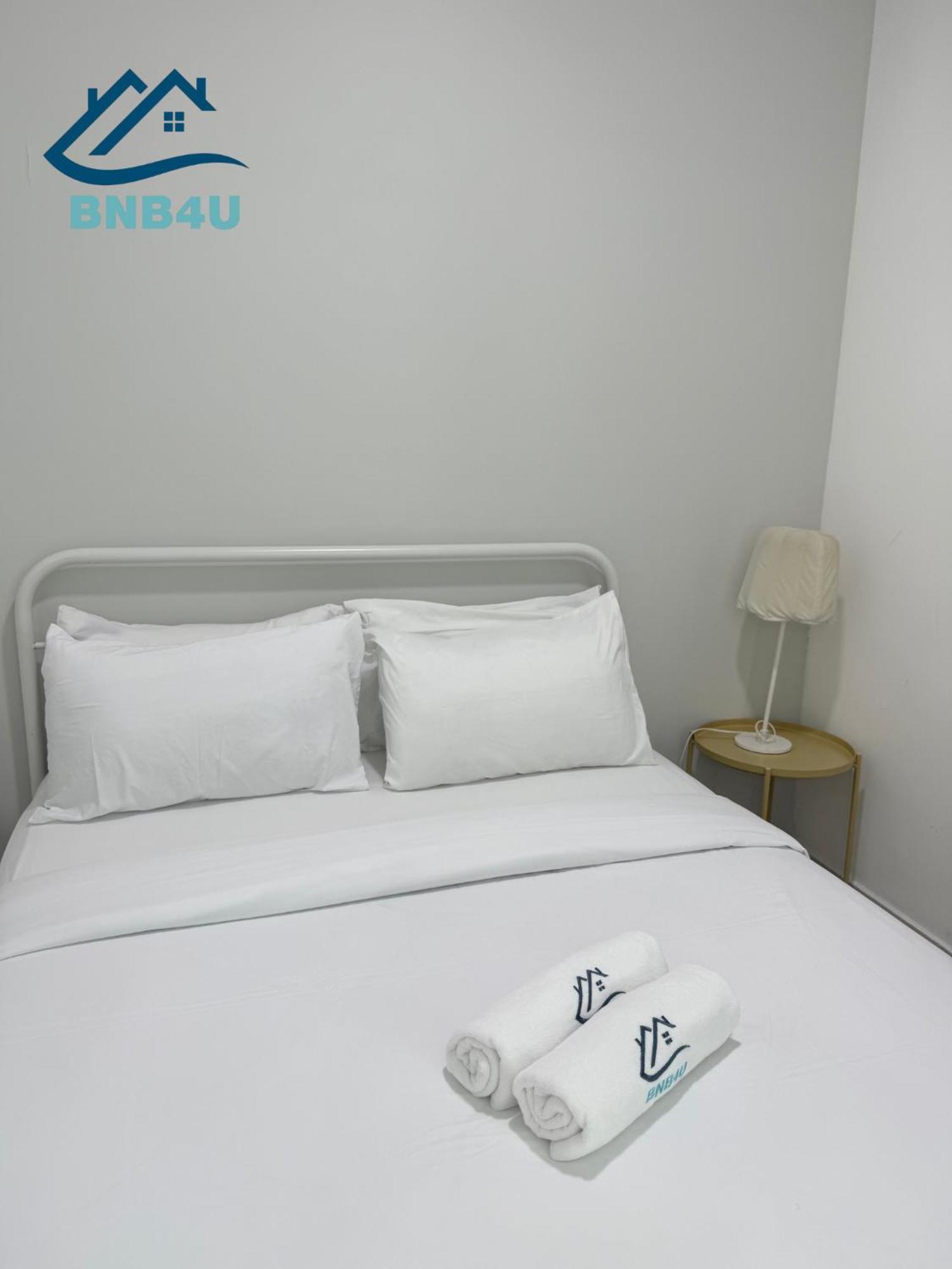 Duplex Seaview Comfort Stay In City By Iz George Town Exterior photo