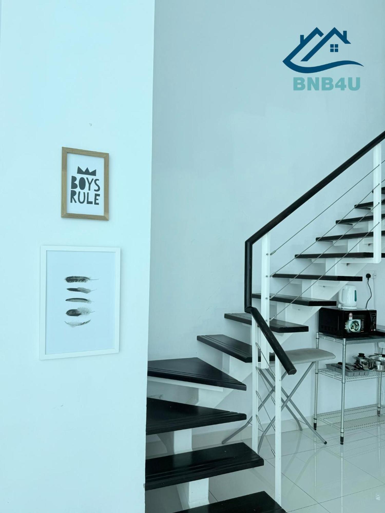 Duplex Seaview Comfort Stay In City By Iz George Town Exterior photo