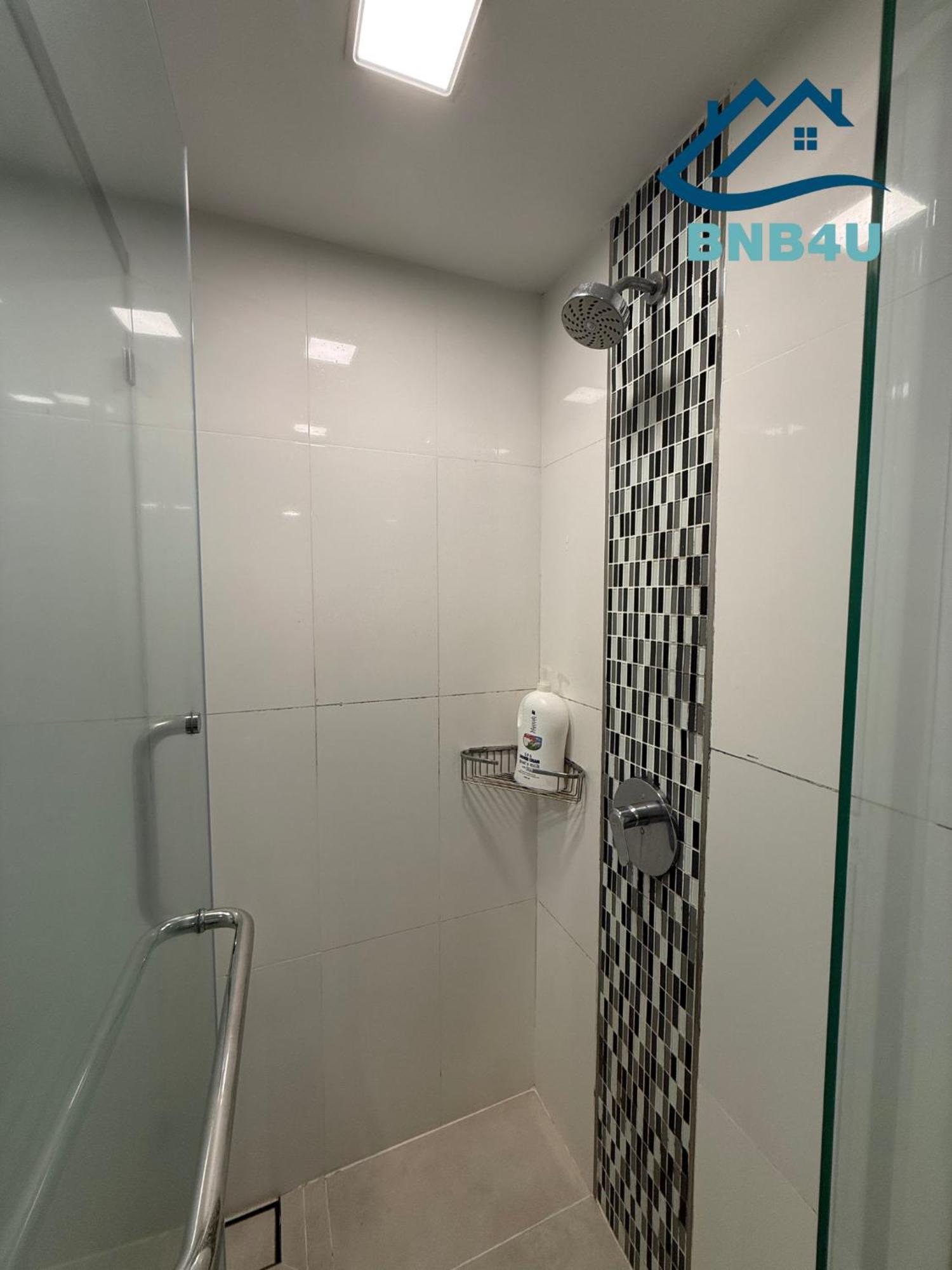 Duplex Seaview Comfort Stay In City By Iz George Town Exterior photo